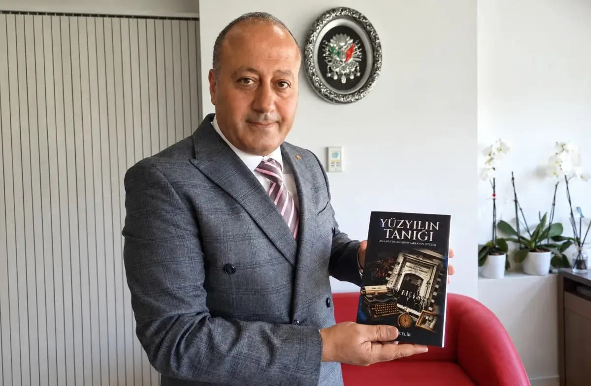 Gazeteci-yazar Atakan Çelik’e uluslararası ödül